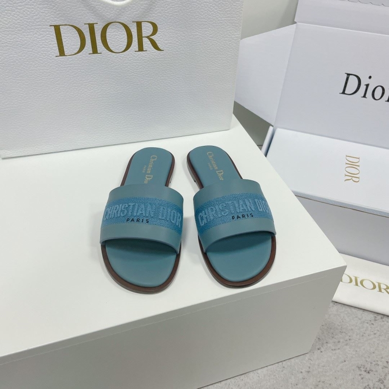 ch**an D*or slippers